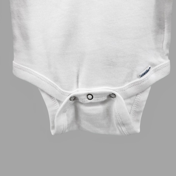 Gerber Organic Cotton NWOT Schitts Creek The Bébé Long Sleeve Onesies 12 Months - Picture 5 of 12